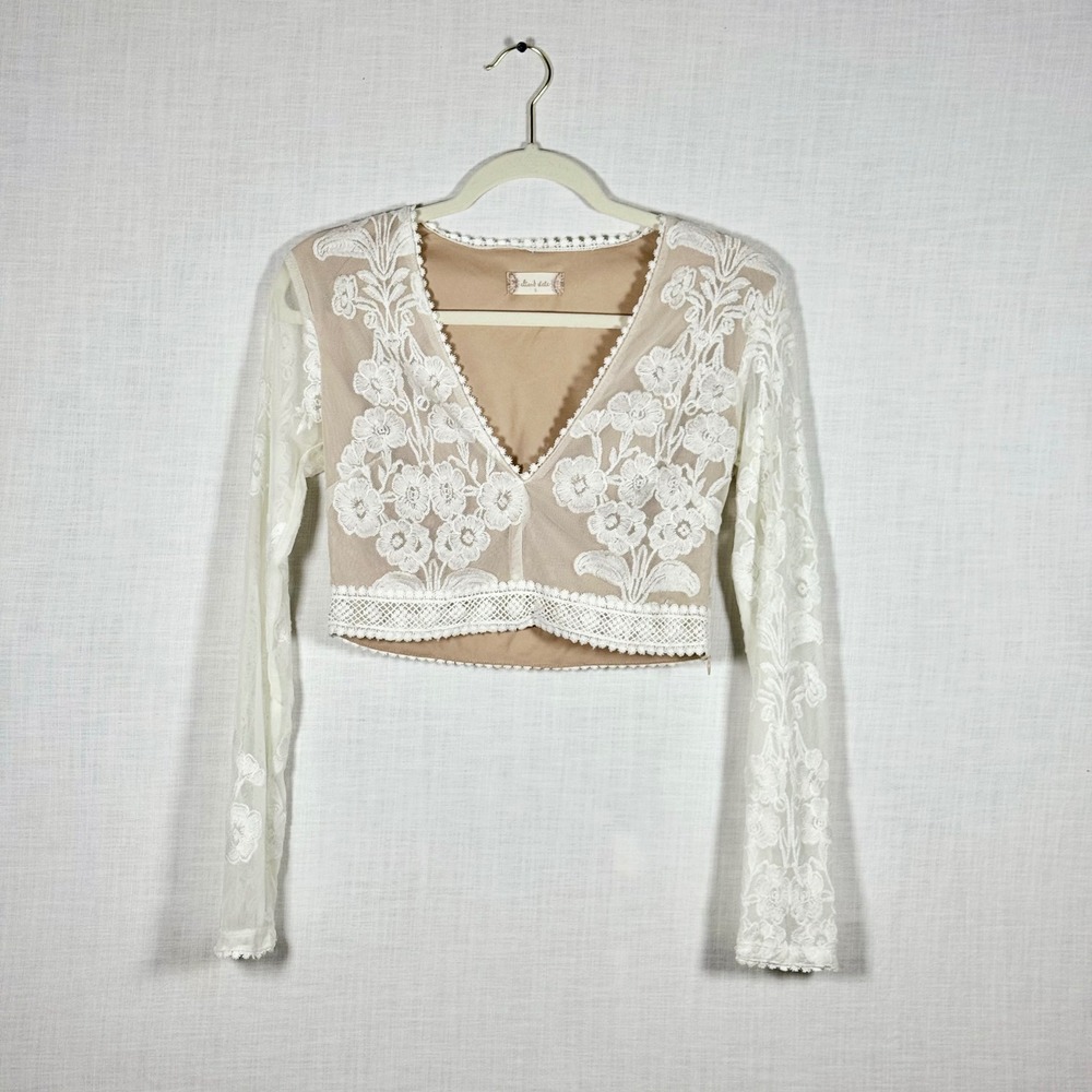 Altard State Arissa Floral Embroidered Top S White Lace Long Sleeve Crop Mesh - Picture 2 of 11